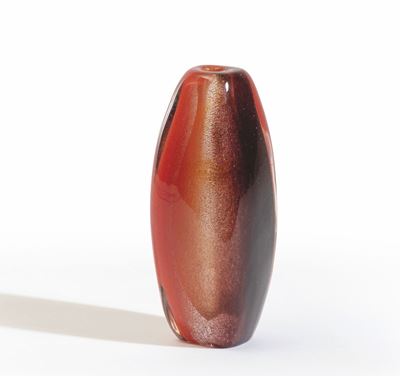 Archimede Seguso, Vaso solifleur “Polveri oro” in vetro sommerso policromo con decorazione a fogl...