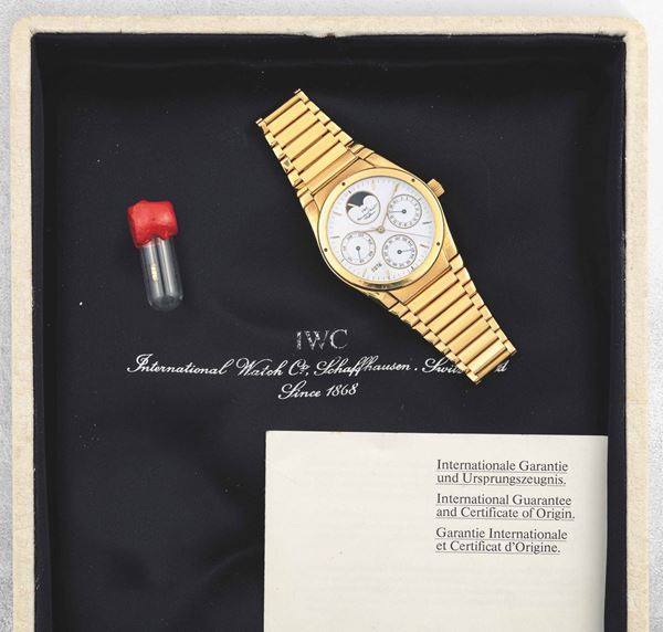 IWC - Yellow gold Ingenier wristwatch.