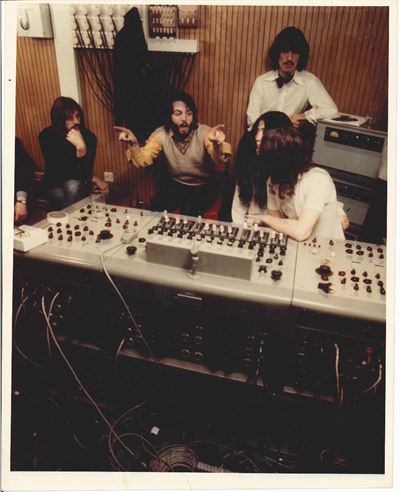 Beatles in Sala Registrazione con Yoko Ono