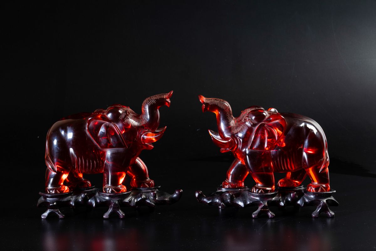 Coppia di Sculture a Foggia di Elefante, Cina, XX Secolo
