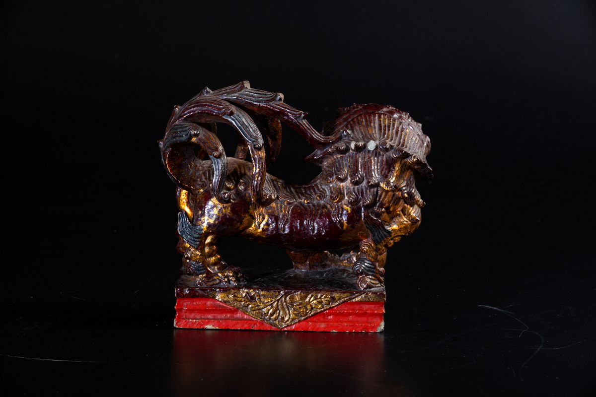 Figura di Cane di Pho in Pietra Dipinta, Cina, Canton, XIX Secolo