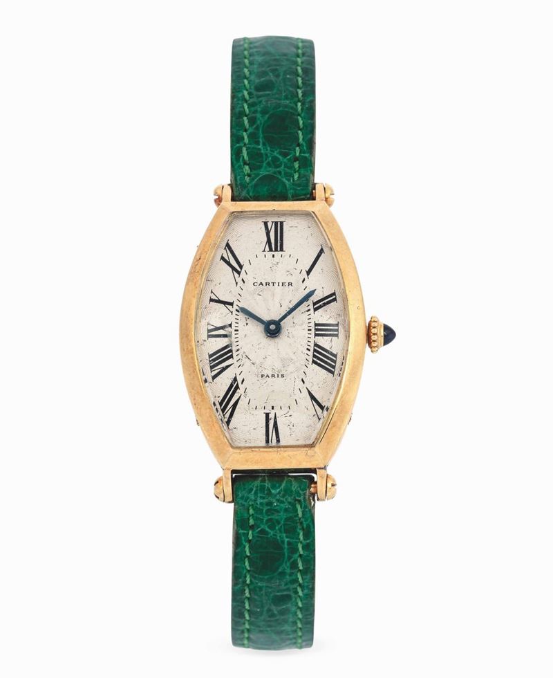 CARTIER - Paris Tonneau yellow gold wristwatch with the original green alligator strap, 1985 circa.  - Auction Important Wristwatches and Pocket Watches - Cambi Casa d'Aste