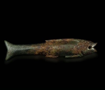Piccolo Pendente a Foggia di Pesce in Giada, Cina, Dinastia Shang (1750-1028 a.C.)