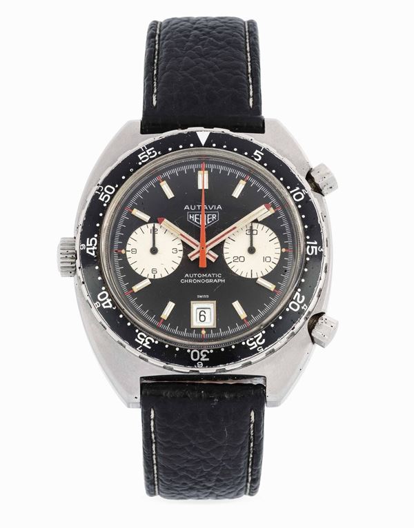 HEUER - A fine and rare stainless steel chronograph Autavia wristwatch with date.