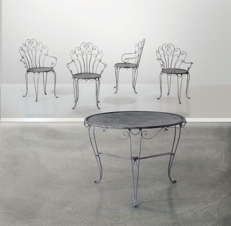 Set da giardino composto da quattro sedie e un tavolo con struttura in metallo laccato.  - Asta Design - Cambi Casa d'Aste