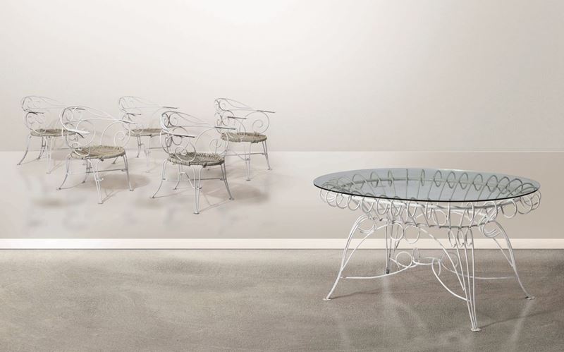 Set da giardino composto da tavolo e cinque sedie con braccioli, struttura in metallo laccato e piano in vetro.  - Auction Design - Cambi Casa d'Aste