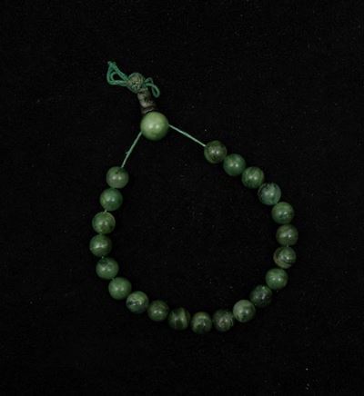 Collana da Preghiera con Sfere in Giada Verde Mela, Cina, Dinastia Qing, XIX Secolo