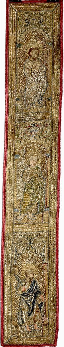 Striscia ricamata con fili oro ed argento fine XIX secolo  - Auction Carpets - Time Auction - Cambi Casa d'Aste