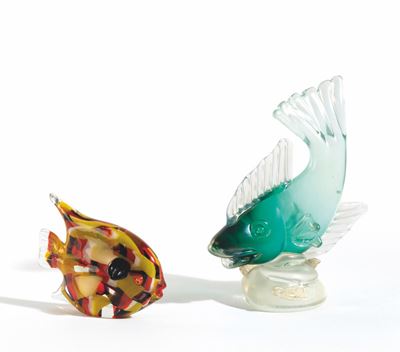 Murano, due sculture a forma di pesce in vetro policromo e iridato (ca. 1950)