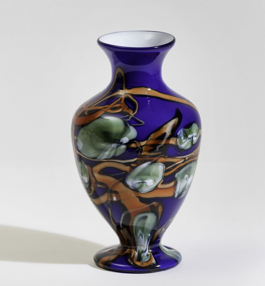 Fratelli Toso, Vaso ad anfora in vetro di Murano (circa 1940)