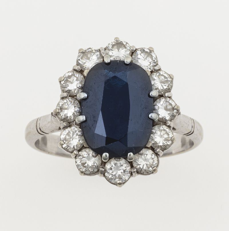 Anello con zaffiro Australia e diamanti a contorno  - Auction Jewels - Timed Auction - Cambi Casa d'Aste