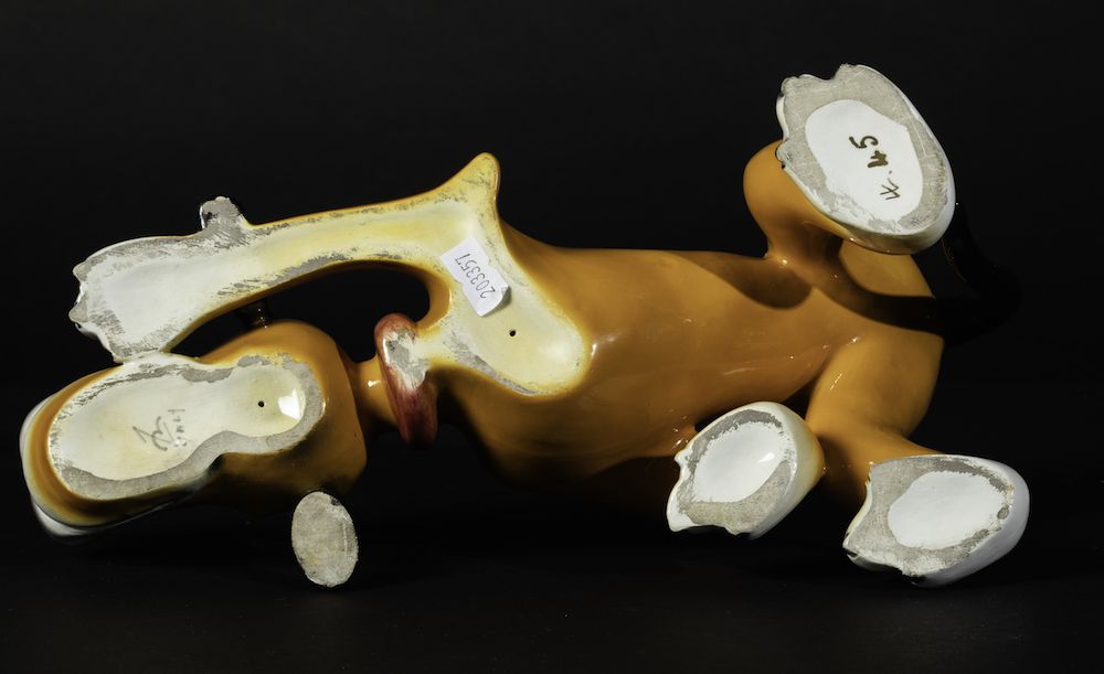 Ugo Zaccagnini, Figura di Pluto in ceramica a colaggio policroma