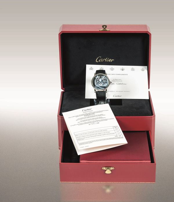 CARTIER - Rarissimo orologio da polso in oro bianco rappresentante una tigre. Pezzo numero 37 di 100 prodotti della collezione Cartier D'Art. Completo di scatola originale e garanzia.