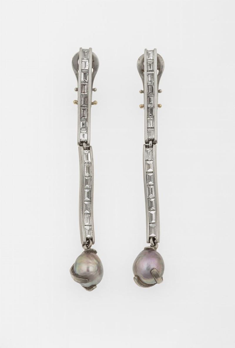 Pair of natural pearl and diamond earrings. Signed Enrico Cirio. Gemmological Report R.A.G. Torino n. P004/8N  - Auction Fine Jewels  - Cambi Casa d'Aste