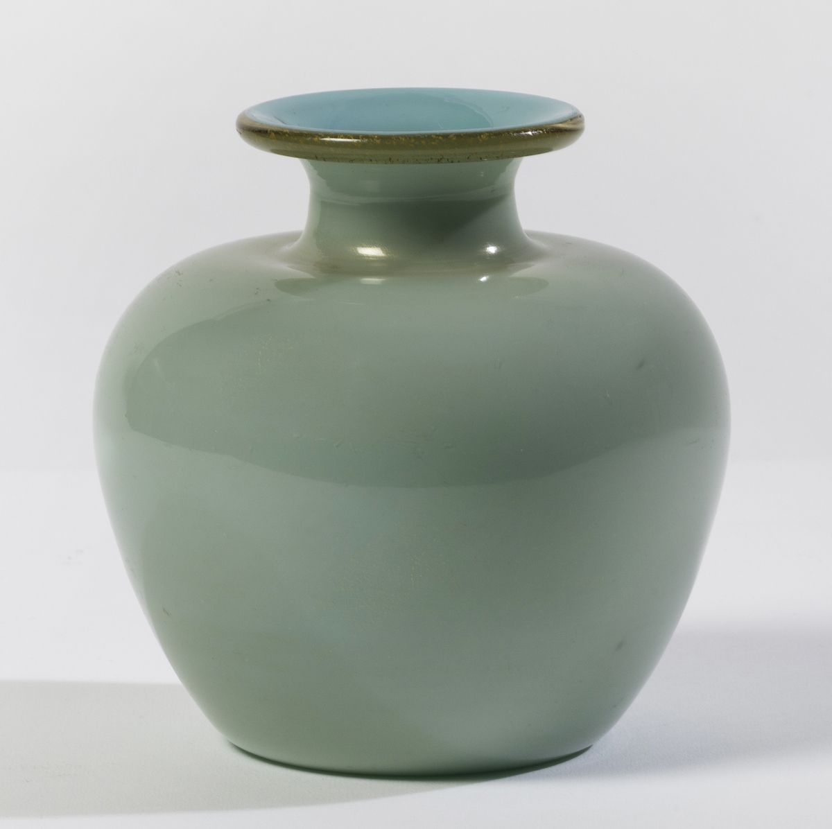 Tomaso Buzzi, Vaso globulare in vetro soffiato Venini, Murano (1932 ca)