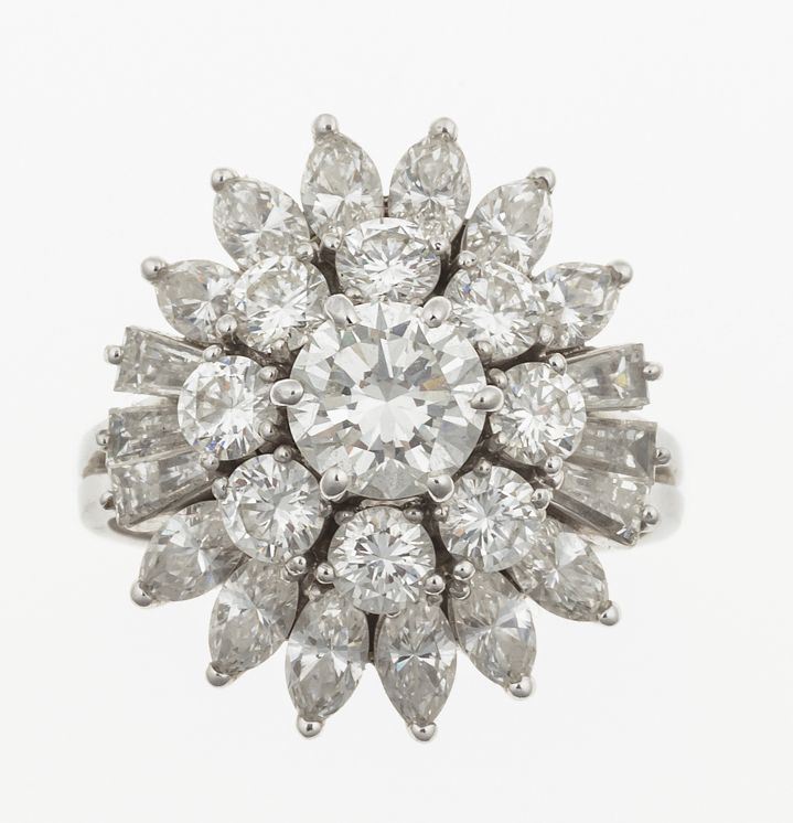 Anello con diamanti taglio brillante e navette  - Asta Fine Jewels - Cambi Casa d'Aste