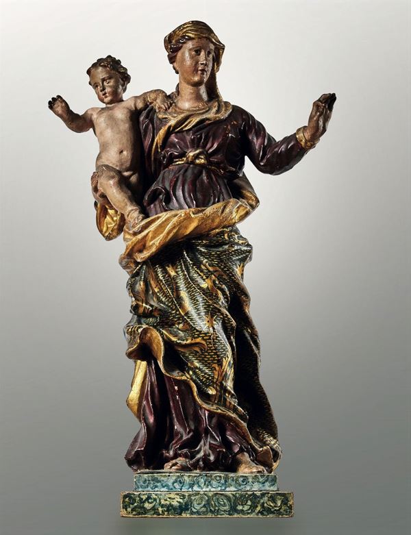 Madonna con Bambino. Legno policromo e dorato. Scultore barocco di matrice algardiana, Roma XVII secolo