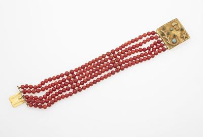 Bracciale a Più Fili con Corallo