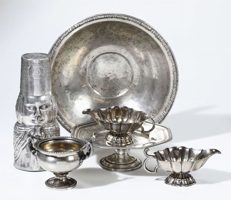 Insieme di sei oggetti in argento  - Asta Argenti - Asta a Tempo - Cambi Casa d'Aste
