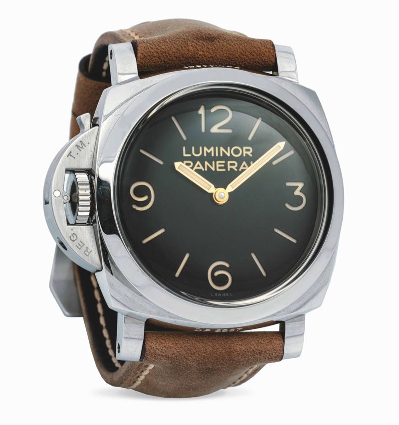 PANERAI - Stainless steel, black dial Luminor. Equipped with box and warranty.  - Auction Important Wristwatches and Pocket Watches - Cambi Casa d'Aste