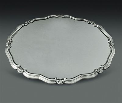 Centrotavola in Argento con Piano a Specchio. Marchio con Fascio Littorio in Uso dal 1935 al 1945...