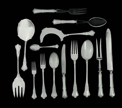 Servizio di Posate in Argento. Entro Custodia in Legno. Argenteria Italiana del XX Secolo. Argent...