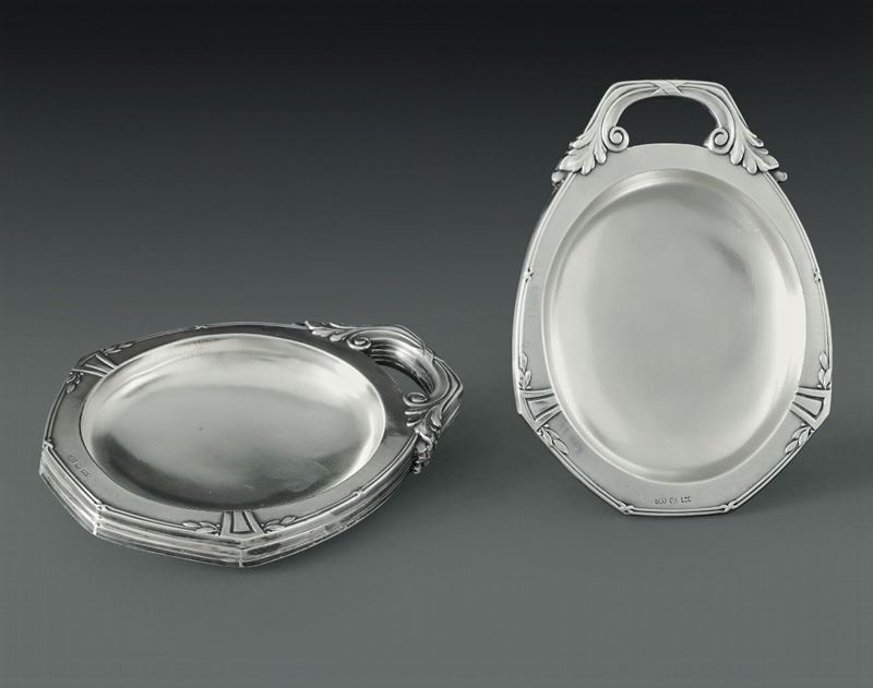 Sei piatti per ostriche in argento. Manifattura italiana della prima metà del XX secolo  - Asta L'Art de la Table - Cambi Casa d'Aste
