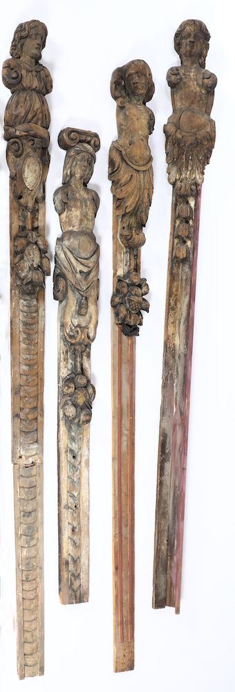 Lotto di quattro lesene in legno intagliato, XVII-XVIII secolo  - Asta Antiquariato III - Asta a Tempo - Cambi Casa d'Aste