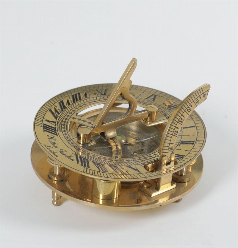 Bussola e orologio solare in ottone, XX secolo  - Asta Arte Marinara - Cambi Casa d'Aste