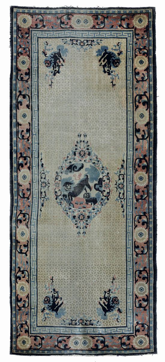 Tappeto Cina? fine XIX secolo  - Auction antique rugs - Cambi Casa d'Aste