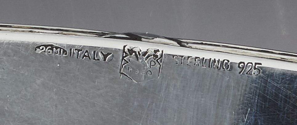 Vassoio in Argento Fuso e Traforato. Argenteria Milanese del XX Secolo. Argentiere Ilario Pradell...