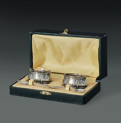 Coppia di Salierine in Argento e Vetro in Scatola Originale. Argenteria Francese Prima Metã del X...
