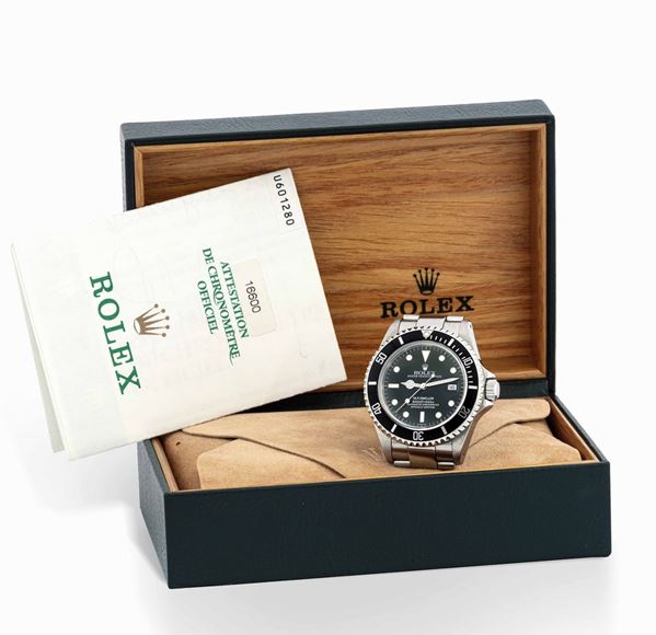 ROLEX - 16600 Stainless steel Sea-Dweller Date with black dial. Waterproof to a depth of 1220 metres  [..]