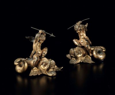 Coppia di Amorini che Cavalcano Tritoni. Bronzo Fuso, Cesellato e Dorato. Fonditore Italiano del ...