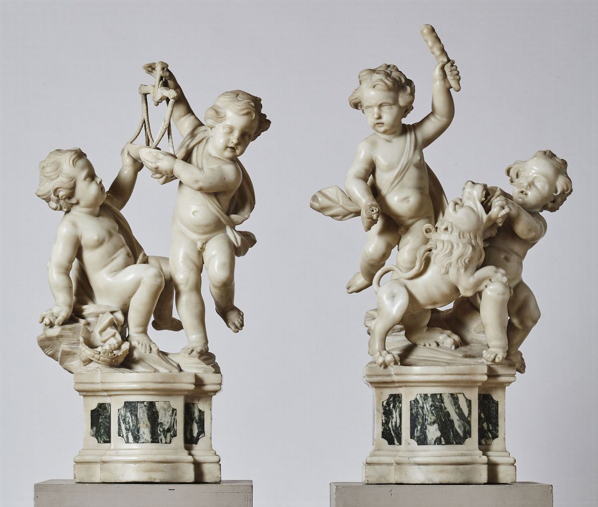 Coppia di Gruppi Allegorici in Marmo. Napoli XVIII Secolo, Attribuiti a Giuseppe Sanmartino (napo...