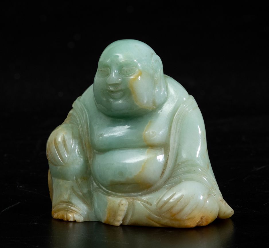 Figura di Budai Seduto in Giadeite, Cina, XX Secolo