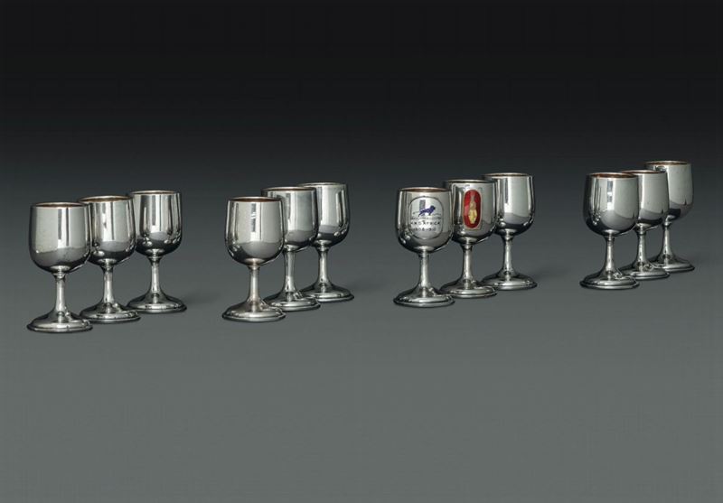 Dodici calici in argento entro custodia originale. Germania XX secolo  - Auction L'Art de la Table - Cambi Casa d'Aste