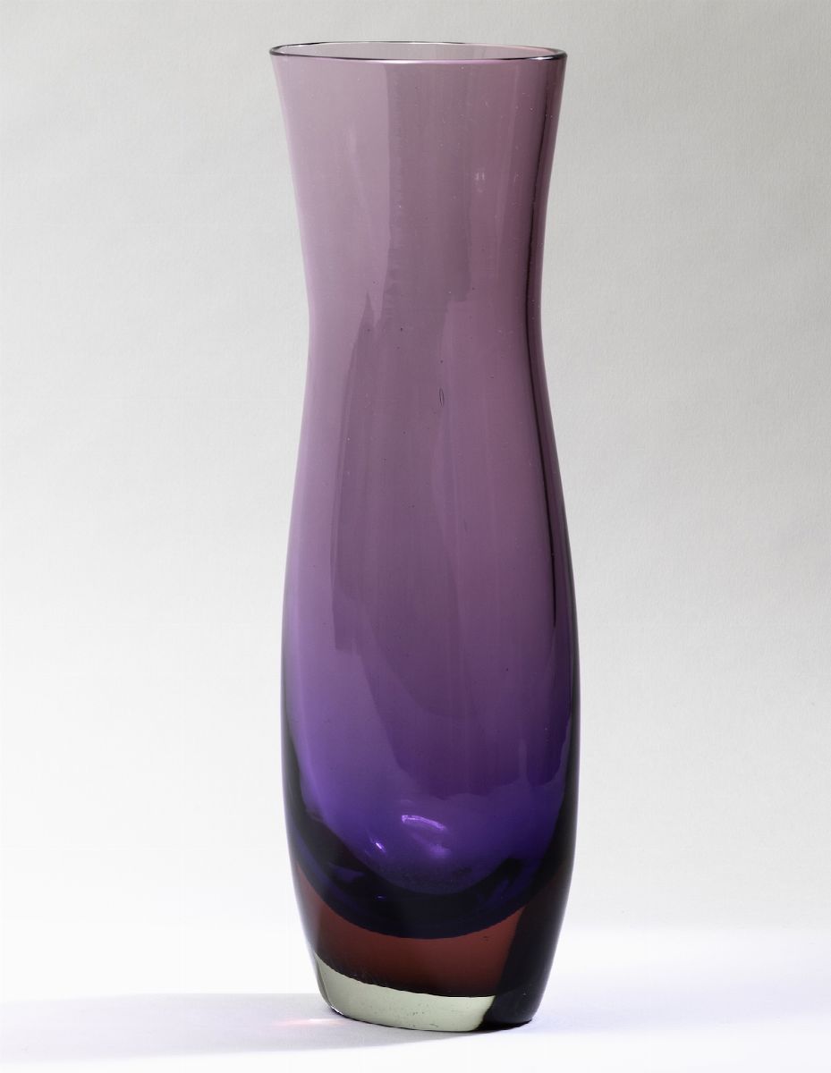 Flavio Poli, Vaso Seguso Vetri d’Arte in vetro sommerso blu e rubino (Murano, 1950 ca.)
