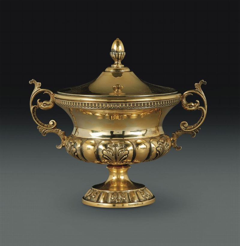 Zuccheriera in argento dorato. Argenteria italiana del XX secolo  - Asta L'Art de la Table - Cambi Casa d'Aste