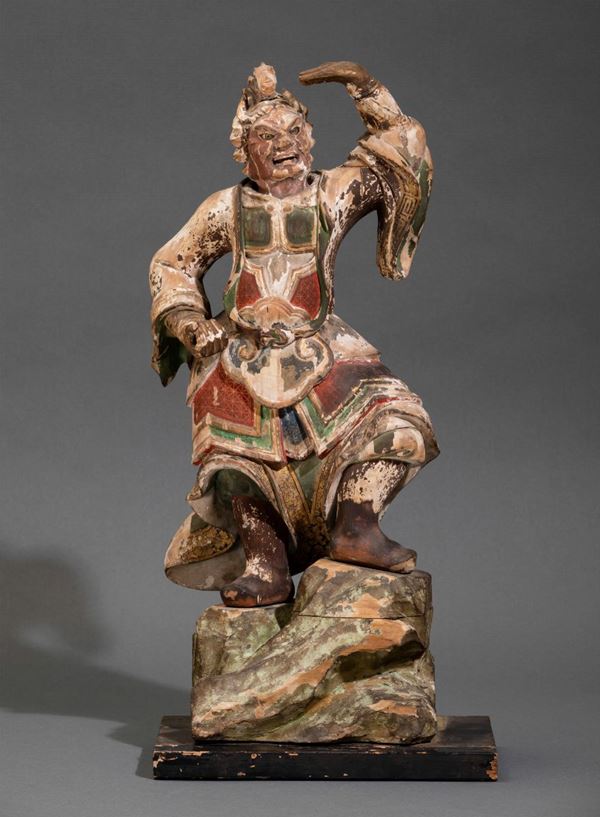Figura di guerriero stante su roccia in legno dipinto, Cina, Dinastia Ming, XVII secolo