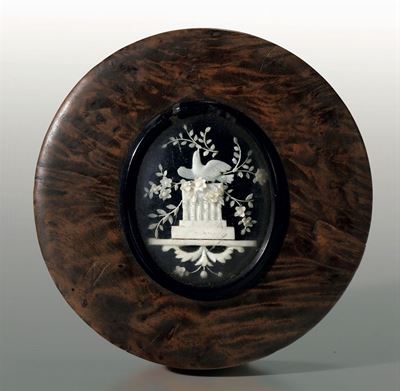 Scatola in Legno Tornito, Ebano e Avorio. Torino Inizi del XIX Secolo. Atelier di Giuseppe Maria ...