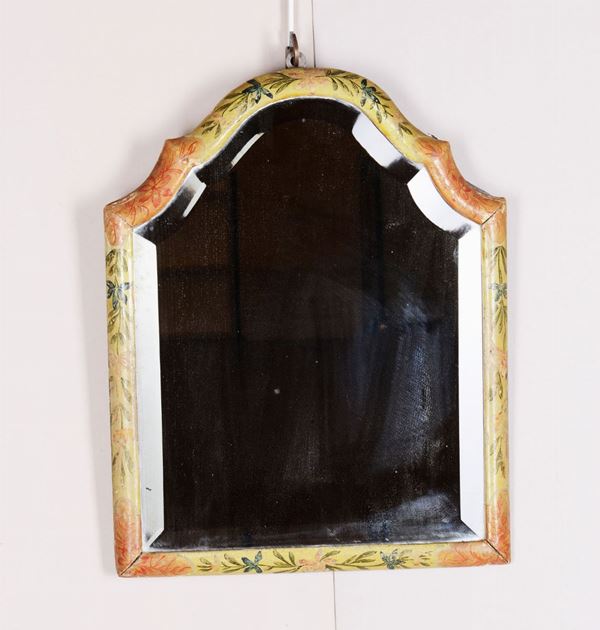Piccola specchiera in legno dipinto, XX secolo