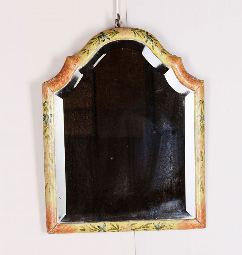Piccola specchiera in legno dipinto, XX secolo  - Asta Antiquariato III - Asta a Tempo - Cambi Casa d'Aste
