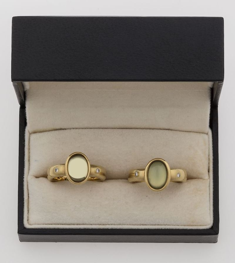 H. Stern. Coppia di anelli con gemma taglio cabochon e diamanti  - Auction Jewels - Time Auction - Cambi Casa d'Aste