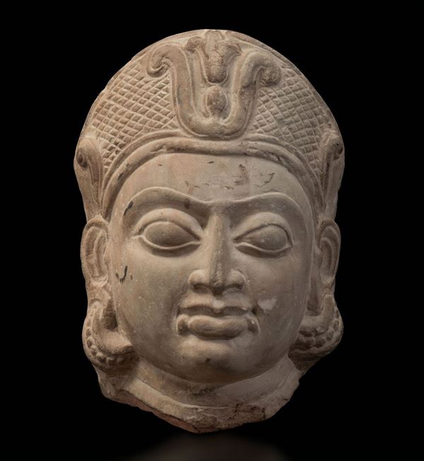 Testa in pietra con copricapo, Rajasthan, India del nord, XI-XII secolo