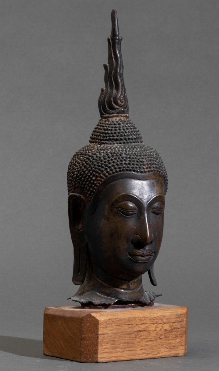 Testa di Buddha in Bronzo, Thailandia, Stile Ayutthaya, XV-XVI Secolo
