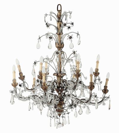 Grande Lampadario in Legno Intagliato e Dorato e Cristalli, Genova XVIII Secolo