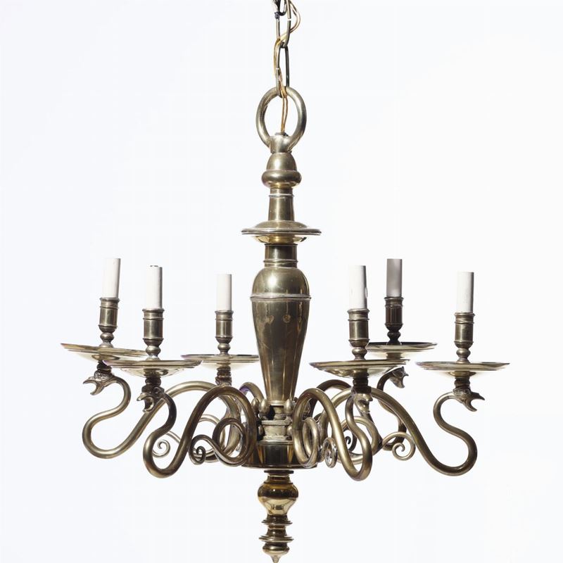 Lampadario a sei luci in metallo dorato, inizio XX secolo  - Auction Antiques | Time Auction - Cambi Casa d'Aste