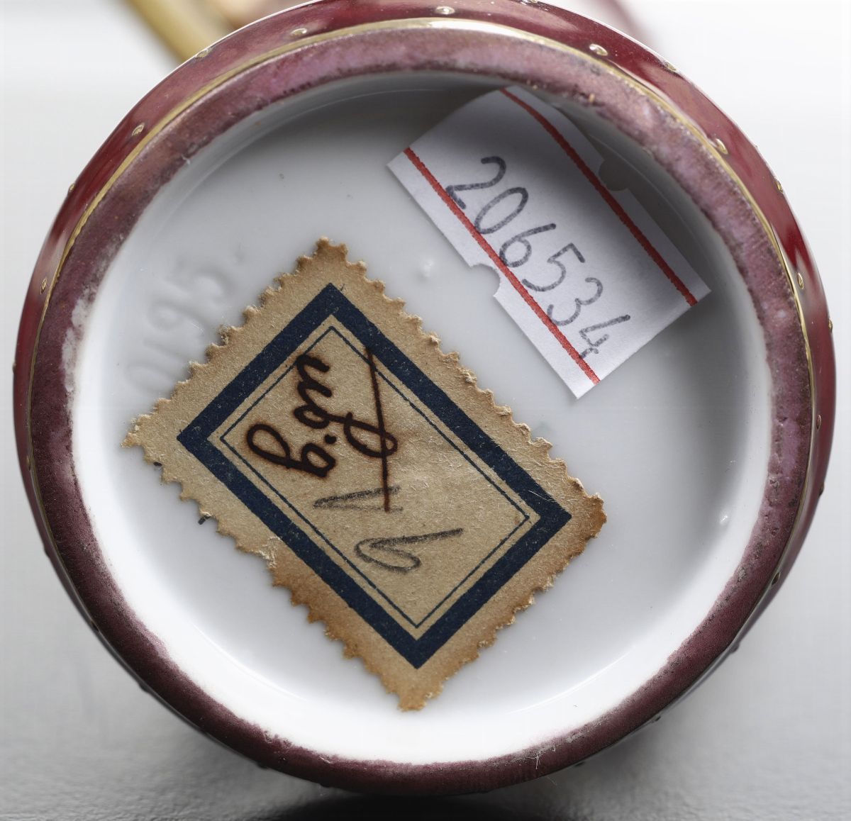 Piccolo Vaso Biansato Probabilmente 1900 Circa