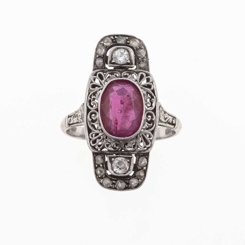 Anello con rubino Burma di ct 1.65 stimati. Nessuna indicazione di riscaldamento  - Auction Fine Jewels - III - Cambi Casa d'Aste